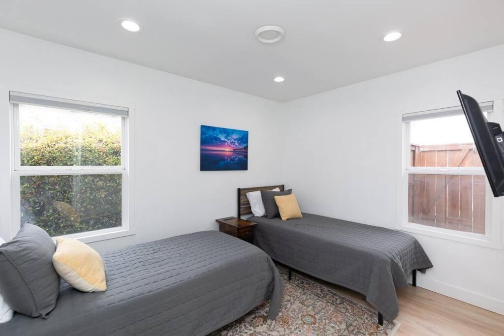 Beach House In The Heart Of Pb San Diego Eksteriør billede